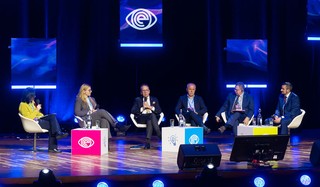 Transformacja energetyczna to sieć naczyń połączonych