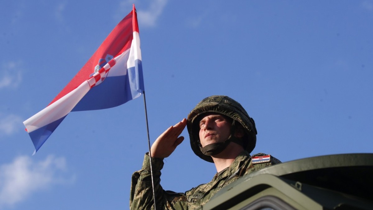 Hrvatski vojnik na paradi u Zagrebu 31. jula 2025.