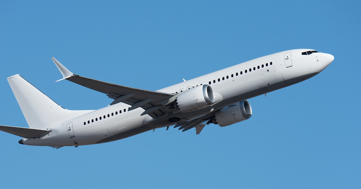 Pasażerowie zostawieni na lotnisku. Powodem długi