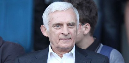 Buzek powrócił do zdrowia? Pokazał się na...