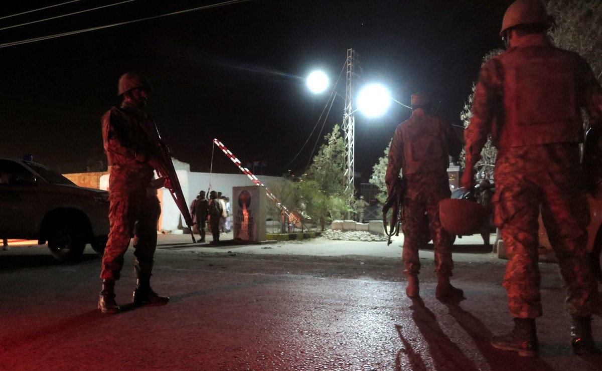 Zamach na szkołę policyjną w Pakistanie