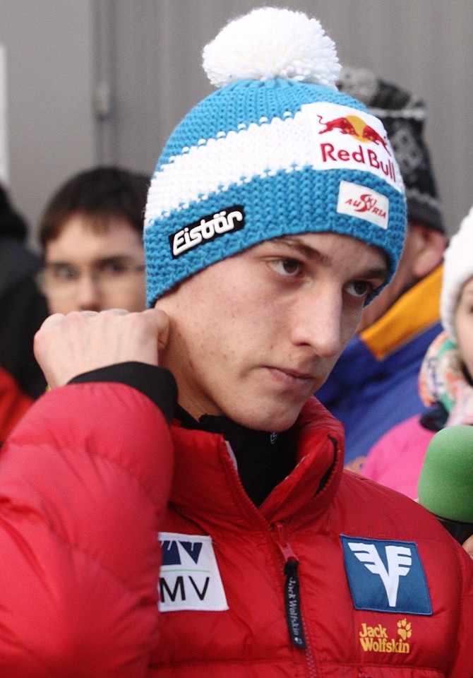 Austria, BAD MITTERNDORF, 2012-01-15T160549Z_01_HPB20_RTRIDSP_3_SKIJUMPING.jpg