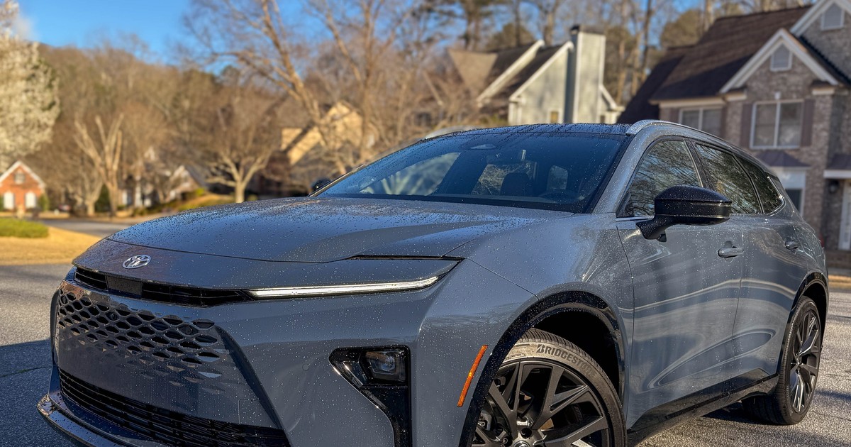 I drove Toyota's new Crown Signia wagon. It's Lexus-level luxury at a ...