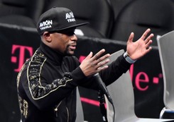 Floyd Mayweather chce zapłacić za pogrzeb George'a Floyda