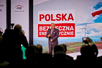 PGE przyspiesza transformację polskiej energetyki i zapowiada, że szybciej osiągnie neutralność klimatyczną