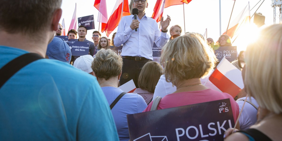 Mateusz Morawiecki i politycy PiS promują Polski Ład jako rozwiązanie zwiększające równość pracowników. Jak jest w rzeczywistości?