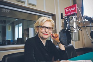 Co najbardziej lubią jeść Polacy? Leki przeciwbólowe. A w leczeniu doradza nam „doktor Google”