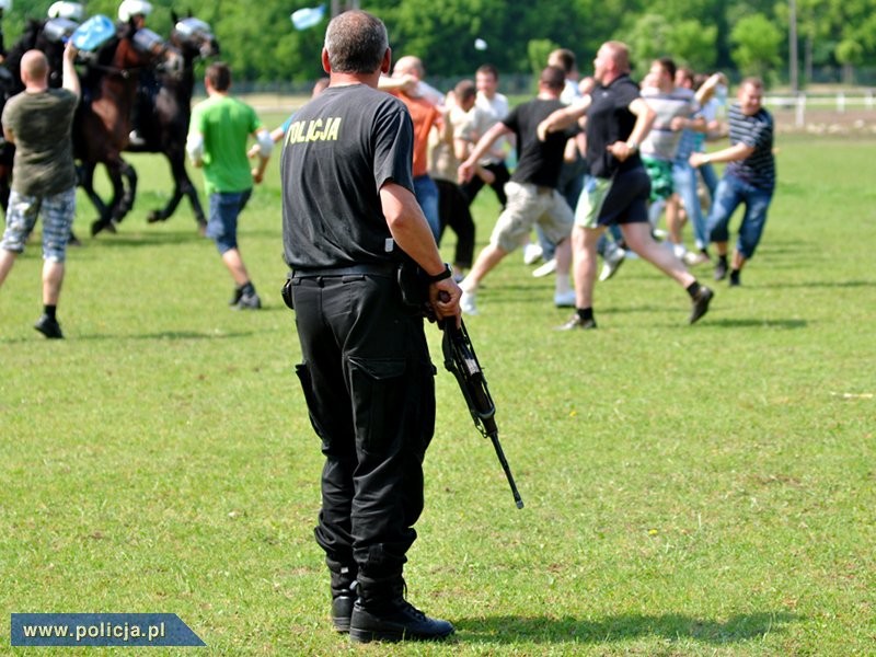 Policja ćwiczy działania przed zabezpieczeniem imprez masowych