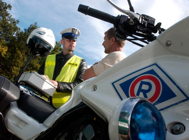 Policja nielegalnie nagrywa kierowców