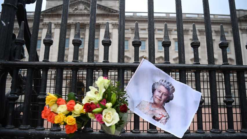 Megszólalt a Buckingham-palota is II. Erzsébet királynő állapotáról – A közlemény komoly aggodalomra ad okot a királyi szerző szerint