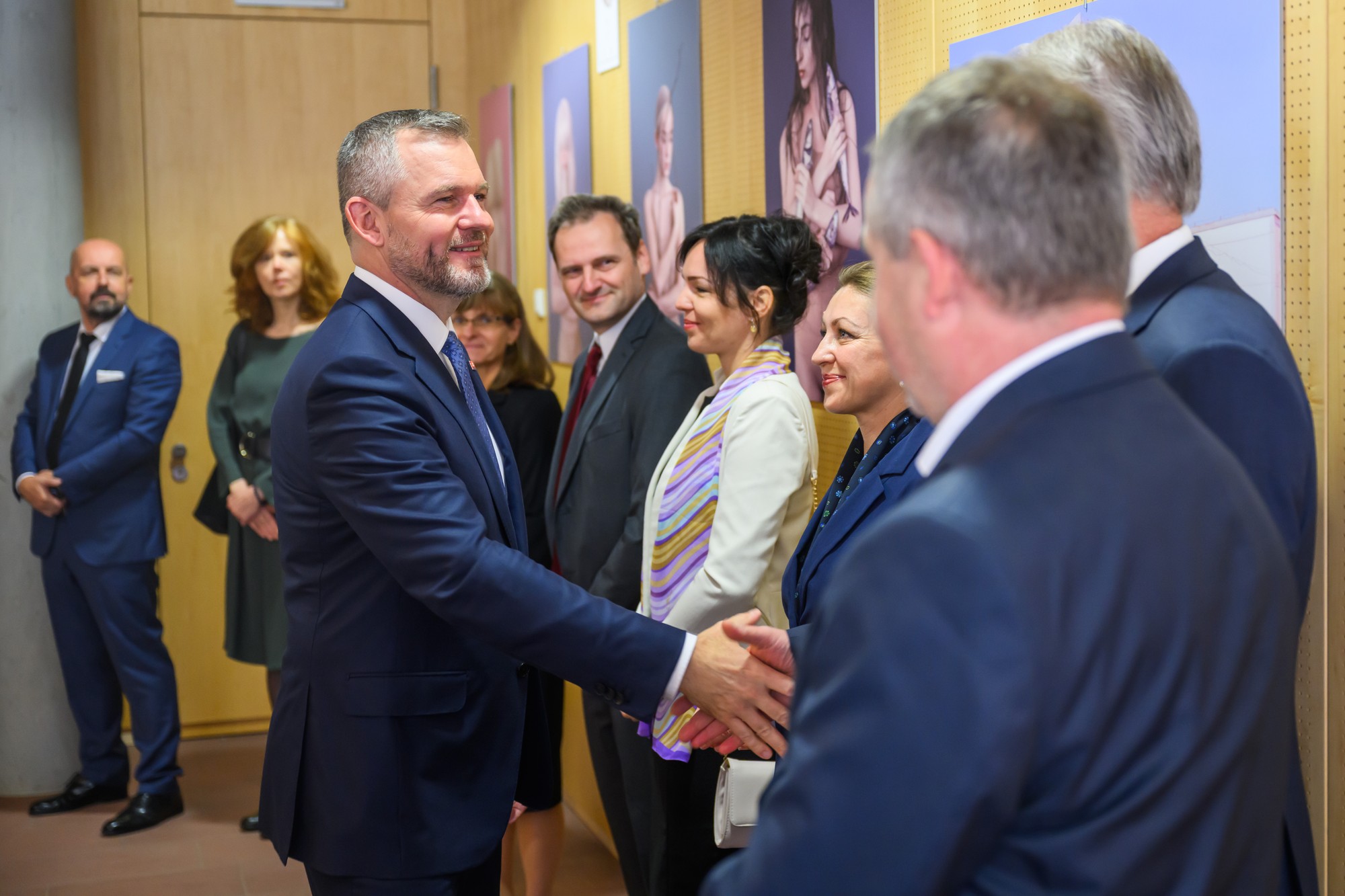 Prezident SR Peter Pellegrini počas stretnutia s krajanmi na slovenskom zastupiteľstve v Berlíne.