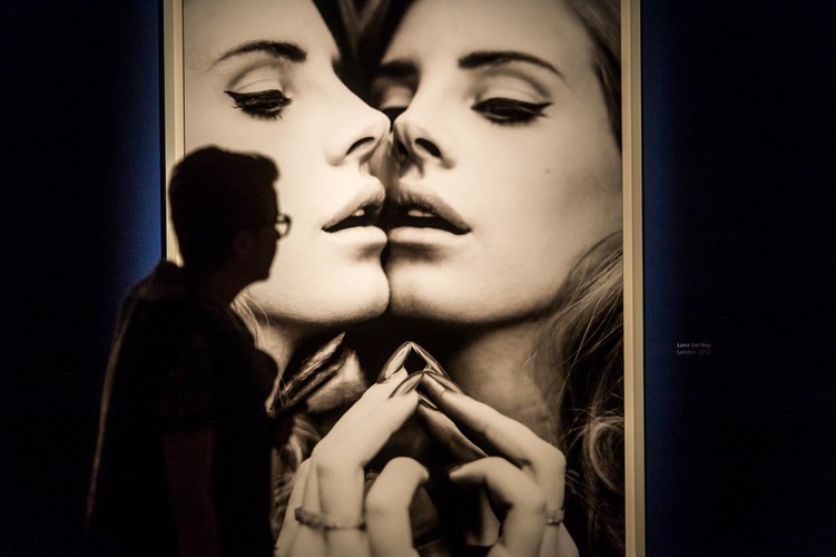 Wystawa zdjęć Bryana Adamsa w ramach CAMERIMAGE