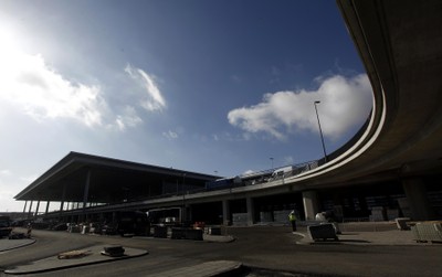 Lotnisko Berlin-Brandenburg może zostać oddane dopiero w 2017 roku