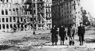 Dlaczego politycy milczą w rocznicę kapitulacji Powstania Warszawskiego? Historyka wcale to nie dziwi