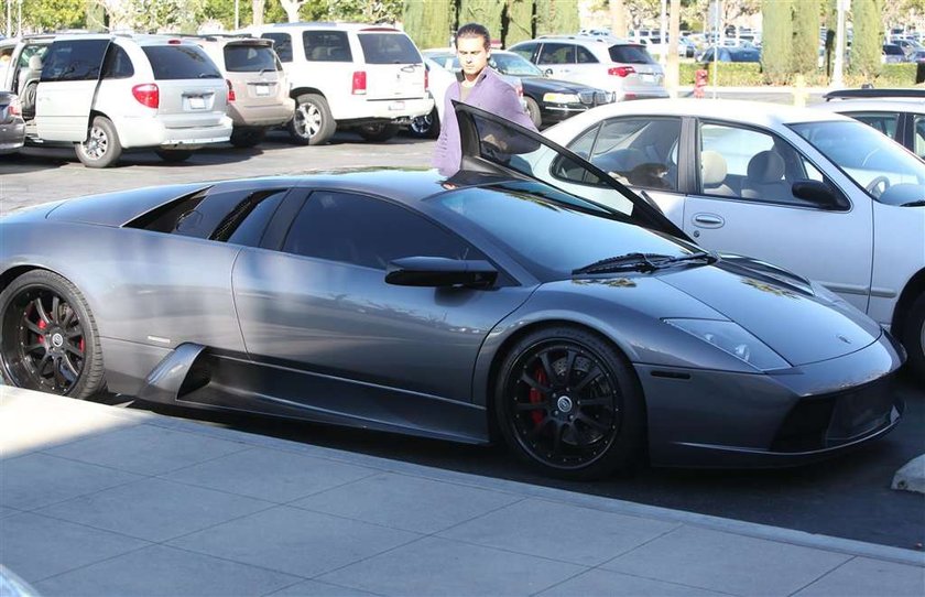 Scott Disick jeźdźi Lamborghini