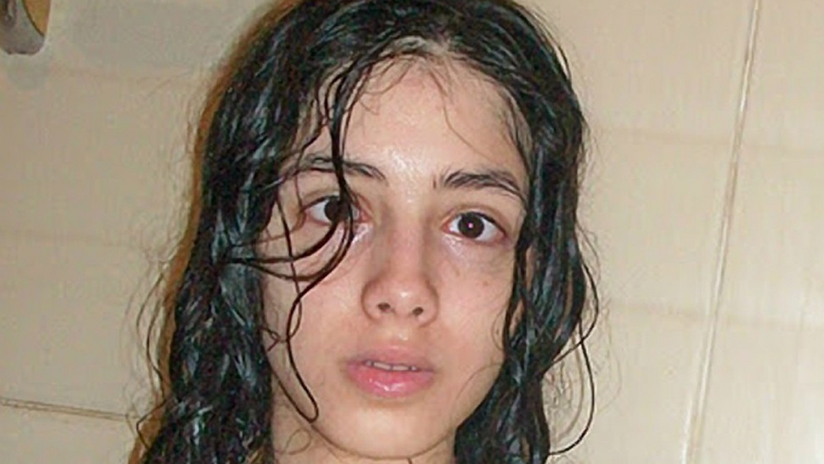 Dwudziestoletnia egipska rewolucjonistka opublikowała na blogu swoje nagie zdjęcia. W Egipcie zawrzało…