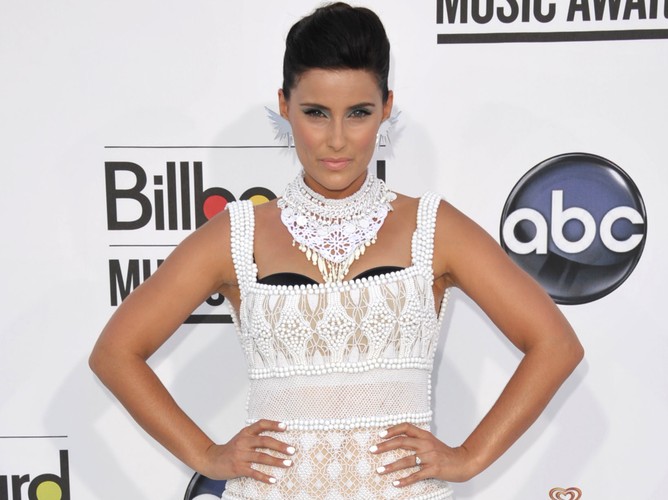 Nelly Furtado 'Forca'