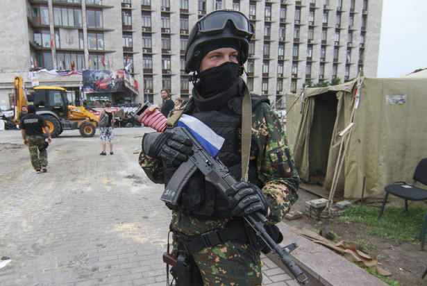 Niemcy mają nadzieje, że Rosja wywrze wpływ na członków prorosyjskich bojówek na Ukrainie EPA/PHOTOMIG
