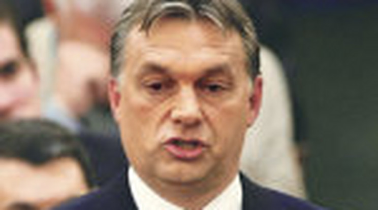 Orbánnak felelnie kell az EP előtt