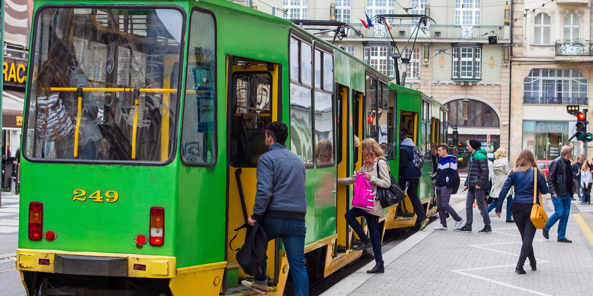 Nie będzie darmowej komunikacji dla uczniów i studentów