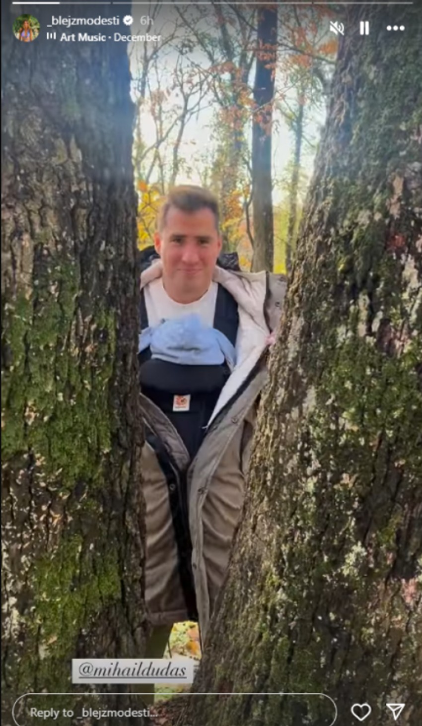 Anđela Jovanović sa porodicom