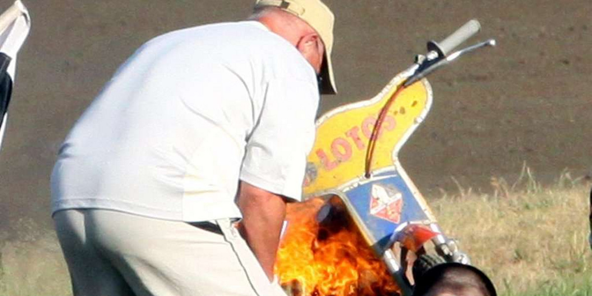 Pożar na meczu żużlowym. Motocykl żużlowca Lotosu Wybrzeże zapalił się jak pochodnia