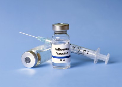 Eldőlt: ingyenes lesz mindenkinek idén is az influenza elleni oltás!
