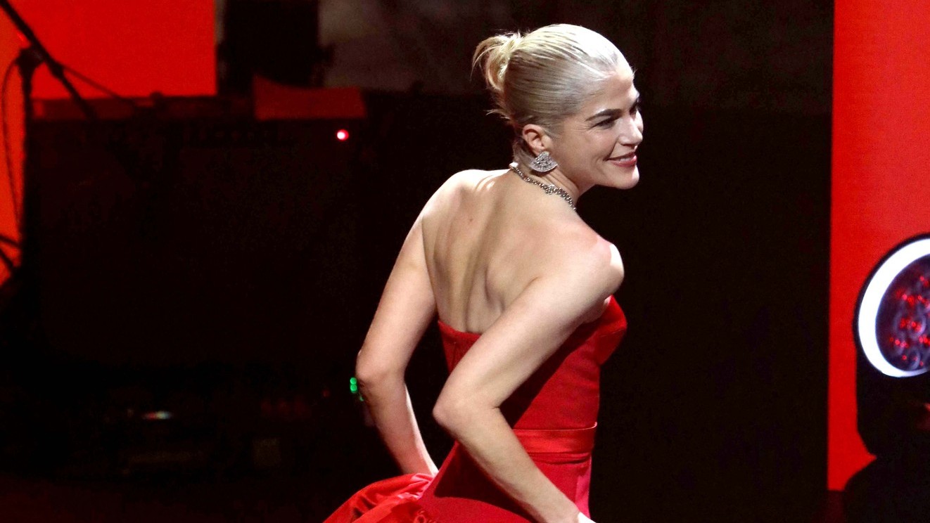 Herečka Selma Blair, American Heart Association's Go Red For Women Red Dress Collection, 2026