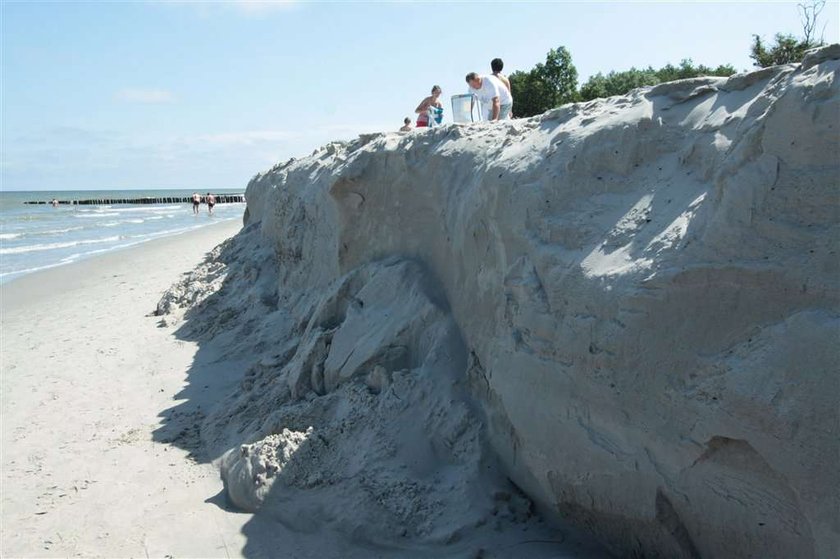 W Kołobrzegu znika plaża! Jak to?