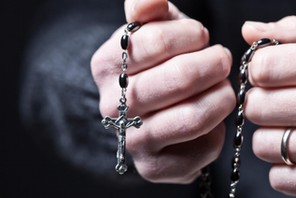 hands and rosary