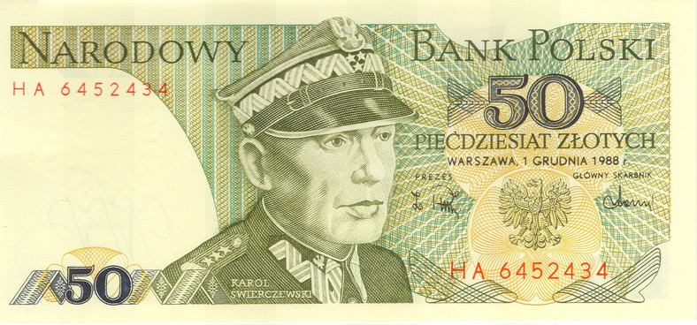 Pierwszy projekt banknotu zakładał zamieszczenie podobizny generała bez czapki – łysego