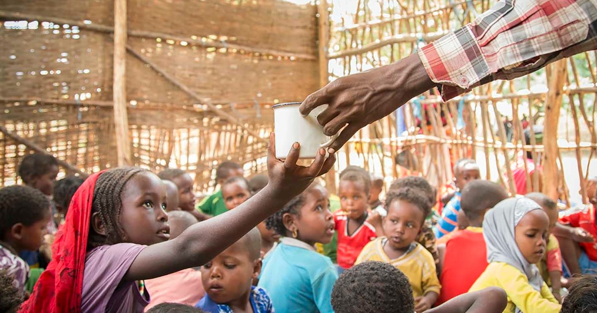Top 10 African countries with the highest number of generous people ...