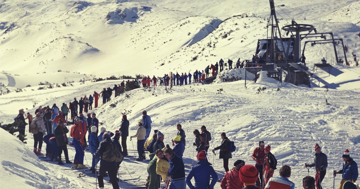 Zimowy urlop za granicą w PRL-u. Tu Polacy chętnie spędzali wolne. Nie każdy miał taki przywilej