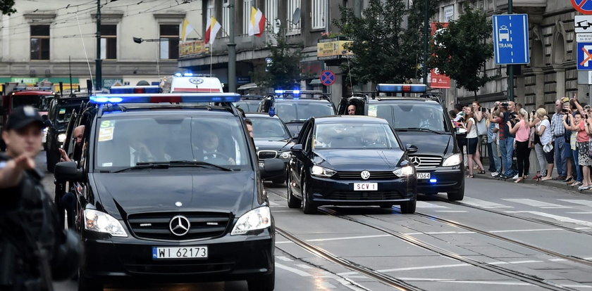 Papież Franciszek jedzie przez Śląsk. Zamknięte drogi!