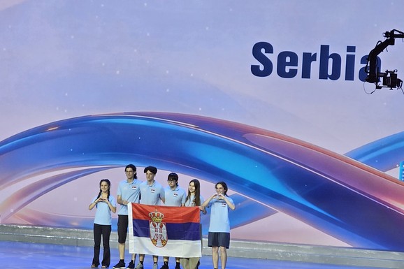 SRBIJO, SKINI KAPU OVOJ DECI! Naši genijalci pokorili planetu: Svi do jednog se vraćaju sa medaljama, Stefan je ZLATAN!