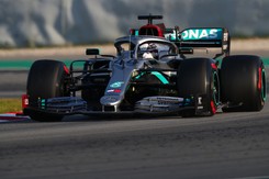 Mercedes ma problemy z silnikiem na nowy sezon Formuły 1