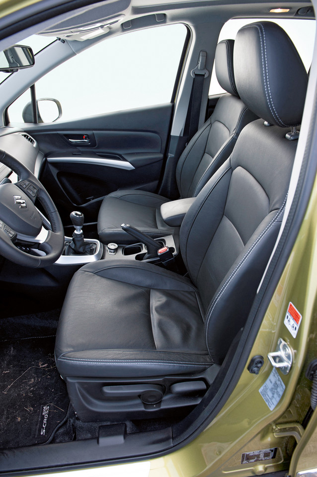 Nissan Qashqai kontra Suzuki SCross który SUV będzie