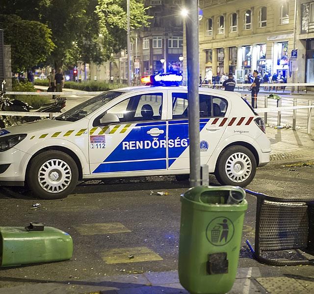 Az már nagyon ijesztő, ha lövések hangja hallatszik a budapesti Deák térről  - Blikk Rúzs