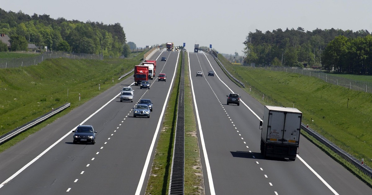 Rewolucja na Autostradach! Czechy Prowadzą w Europie – Nowy Limit Prędkości 150 km/h!