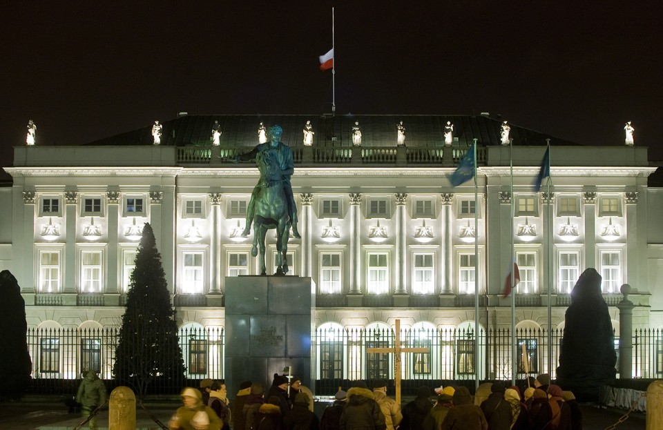 Vaclav Havel nie żyje. Warszawa w żałobie