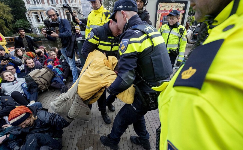 Extinction Rebellion w Amsterdamie