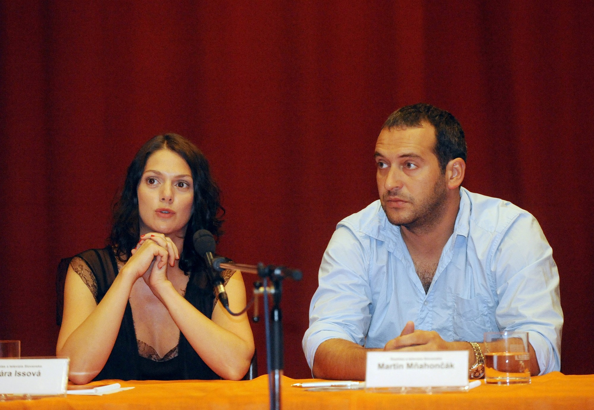 Herečka Klára Issová a herec Martin Mňahončák v roku 2011.