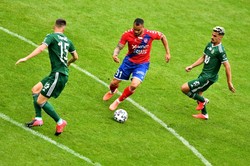 Felicio Brown Forbes strzelcem pierwszego gola we wznowionym sezonie