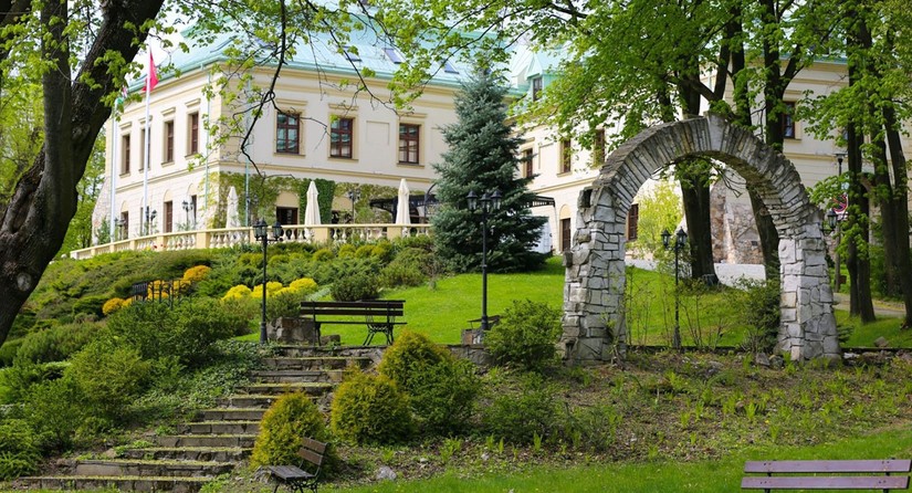 Manor House SPA - z zewnątrz