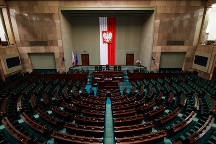 Do końca roku Sejm musi uchwalić kilka ustaw. Opóźnienie może drogo kosztować