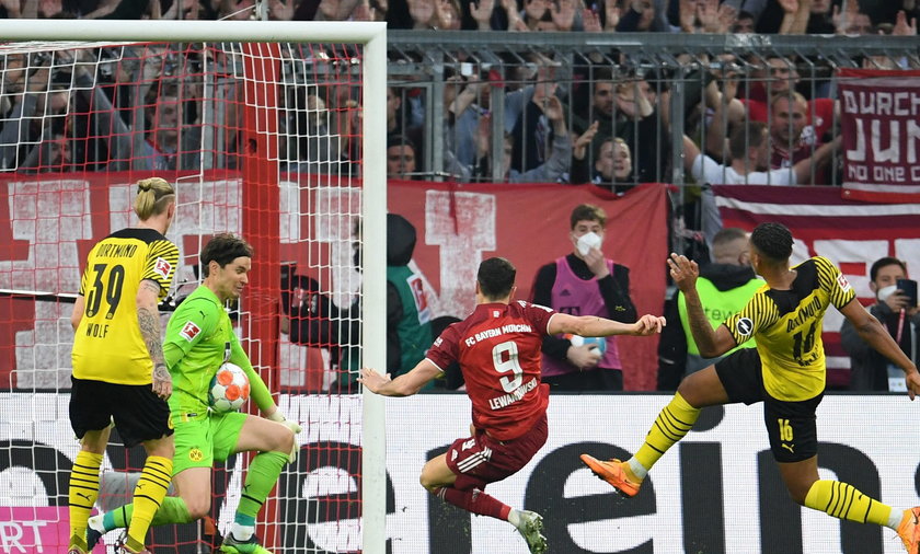 Bayern pokonał Borussię Dortmund i zapewnił sobie mistrzostwo Niemiec!