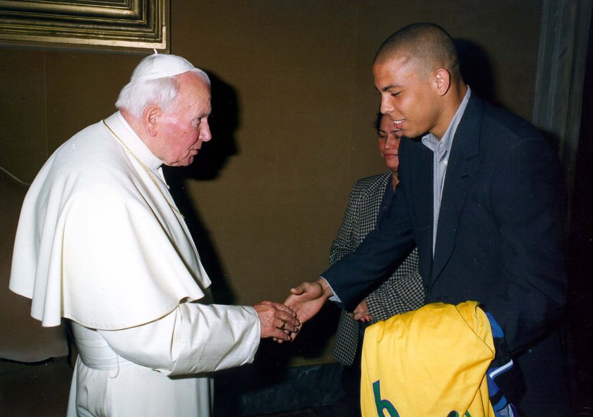 Ronaldo stracił wino, które dał mu Jan Paweł II! Smakowało jak ocet...