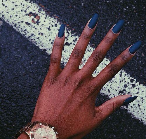 Matte blue nails (pinterest)