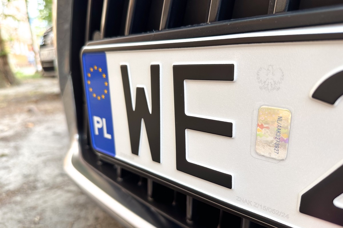 Tablice rejestracyjne, rejestracja samochodu