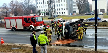 Groźny wypadek w Al. Prymasa Tysiąclecia w Warszawie. Duże korki!